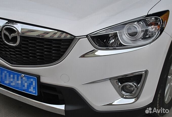 Хром накладки под передние фары Mazda CX-5