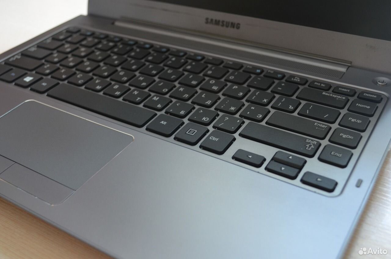 Ультрабук Samsung NP530U4B