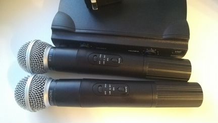 Радиомикрофоны для караоке (2 штуки комплект)