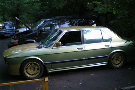 BMW 5 серия 2.0 МТ, 1985, 200 000 км