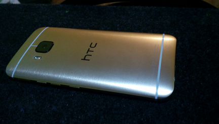 Телефон HTC ONE M9