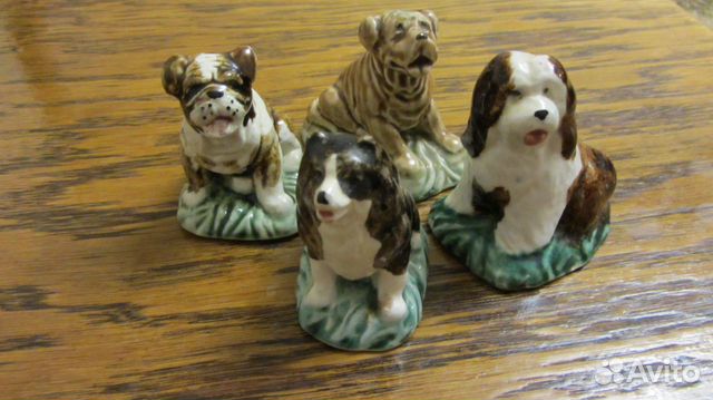 Статуэтка собака,бульдог, лайка.фаянс