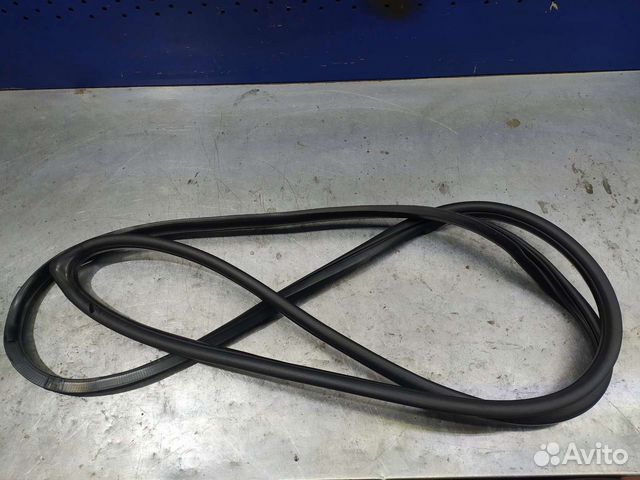 Уплотнитель дверной Kia Sportage 2