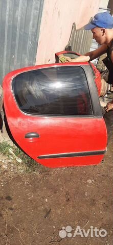 Дверь задняя правая Peugeot 206 седан
