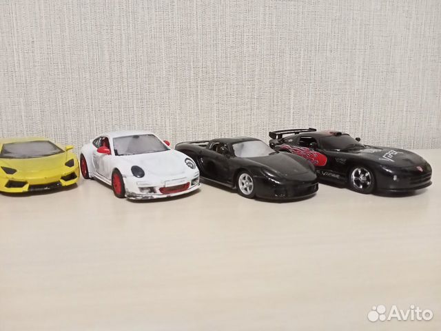 Машина игрушечная