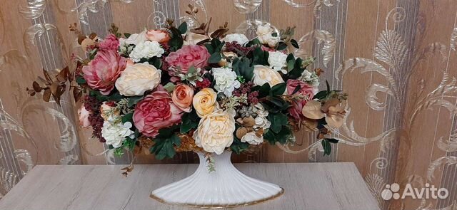 Ваза с цветами