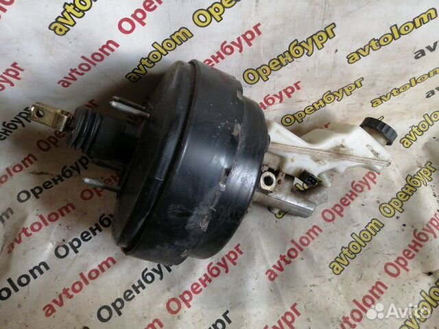 Вакуумный усилитель тормозов Toyota Avensis T250