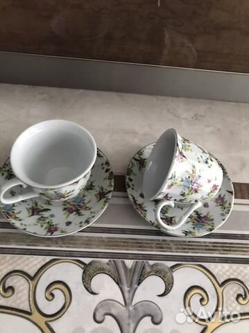 Фарфоровые чашки