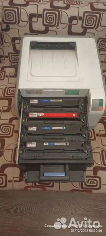 Цветной лазерный принтер hp CP1215 бу