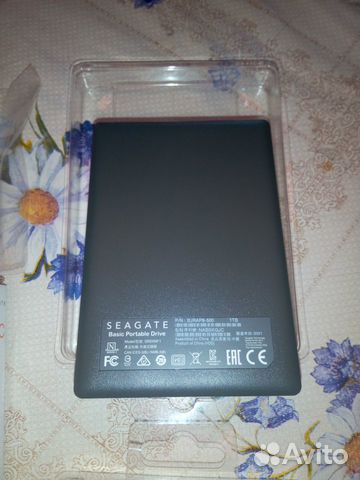 1 тб Внешний жесткий диск Seagate Basic stjl100040