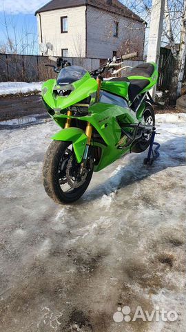 Kawasaki ZX6R