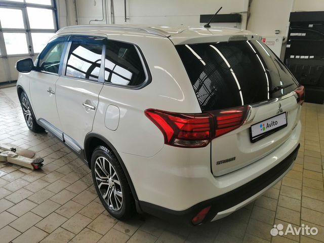 Mitsubishi Outlander 2.4 CVT, 2015, 153 774 км