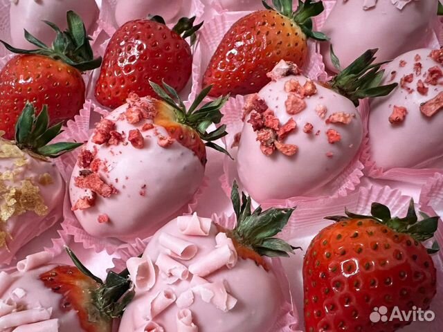 Клубника в шоколаде букеты