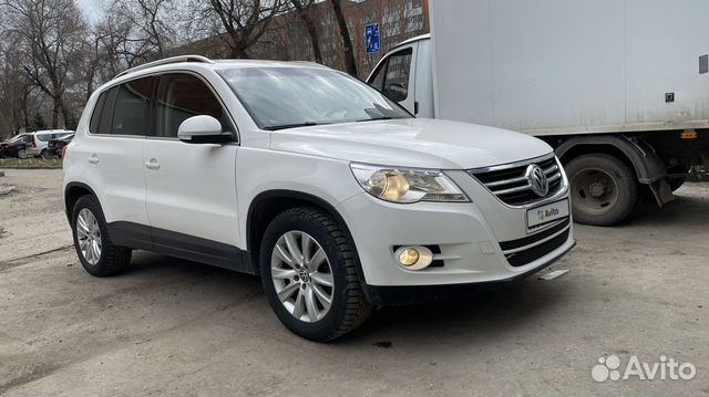 Volkswagen Tiguan 2.0 AT, 2009, 130 000 км