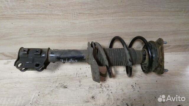 Стойка левая Киа Сид Ceed 1