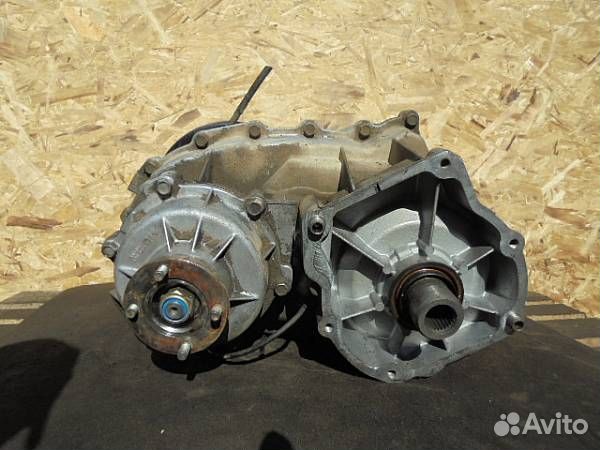 Раздатка дискавери 4. Раздаточная коробка discovery 3. Раздатка дискавери. Раздатка ленд ровер дискавери 3. Раздатка дискавери.