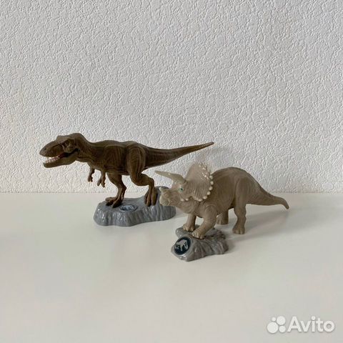 Игрушки/ фигурки Jurassic World из Kinder Maxi купить в Москве, цена ...