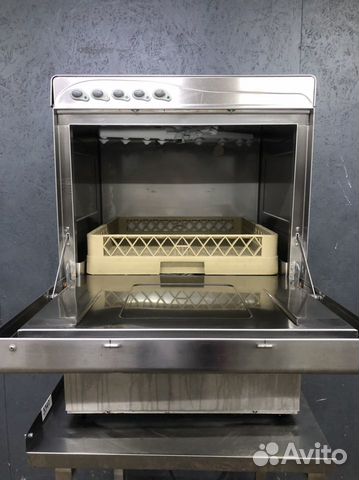Фронтальная посудомоечная машина Kromo