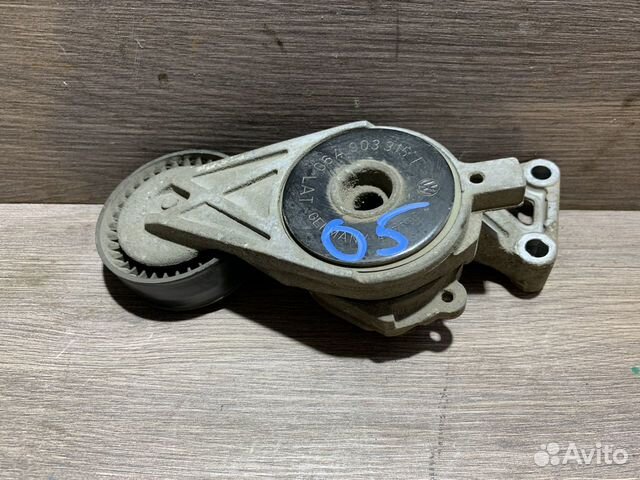 Натяжитель приводного ремня Шкода Октавия А5