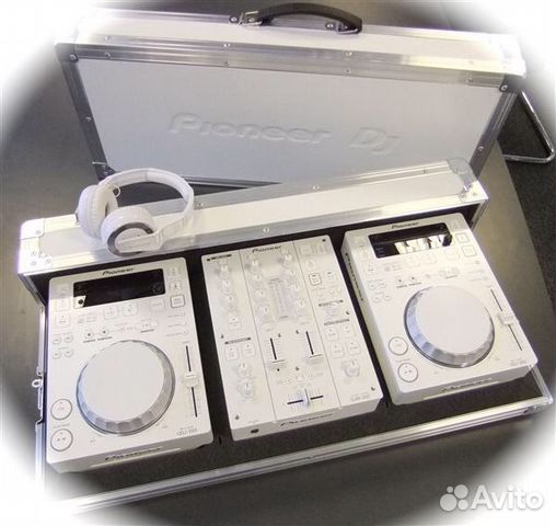 Pioneer CDJ-350 и DJM-350 Pioneer CDJ-350 и DJM-350