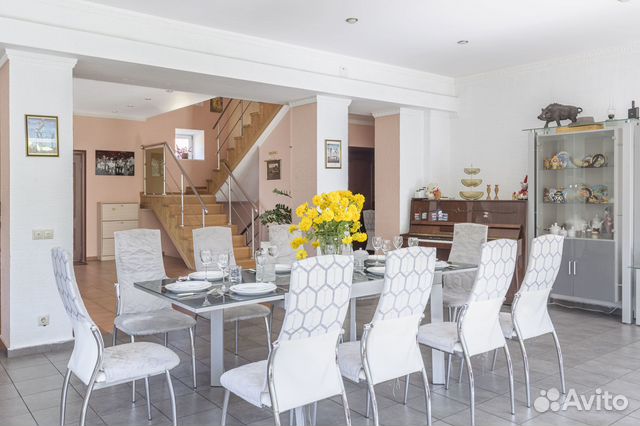 

10-к. и более коттедж, 465 м²