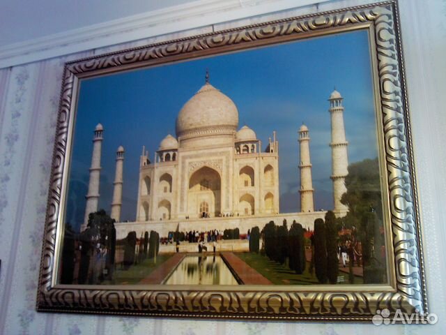 Большая картина в раме (7е чудо Света)