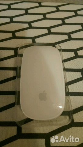 Мышка Apple