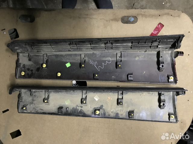 Toyota Highlander 3 накладки задних дверей Toyota Highlander 3 накладки задних дверей