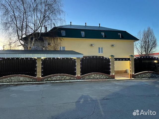 

10-к. и более коттедж, 600 м²