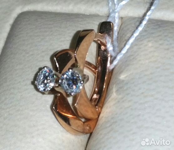 Серьги золотые с бриллиантами (Россия)