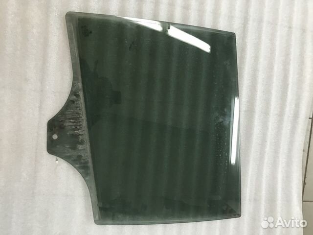 Стекло заднее левое темное для Бмв Х5 Е70 Стекло заднее левое темное для Бмв Х5 Е70