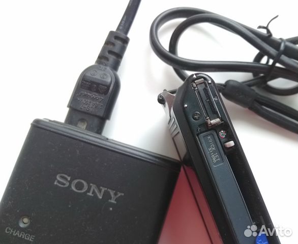 Цифровой фотоаппарат Sony CyberShot DSC-T 90 12Мп