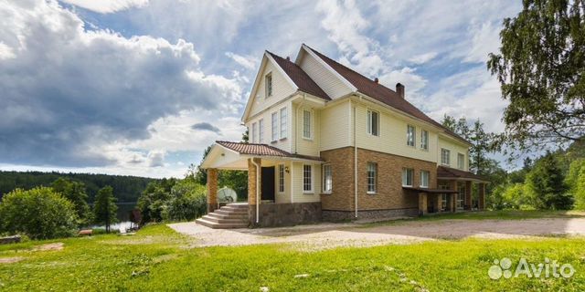 

5-к. коттедж, 300 м²