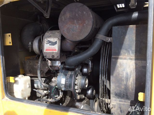 Komatsu WA100-3E
