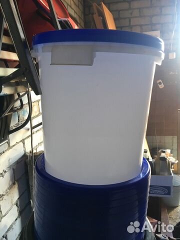 Продам ведра пластиковые пищевые 30 литров с крышк