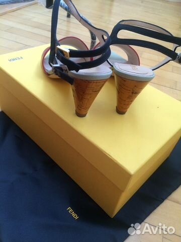 Босоножки Fendi, туфли Gucci Босоножки Fendi, туфли Gucci