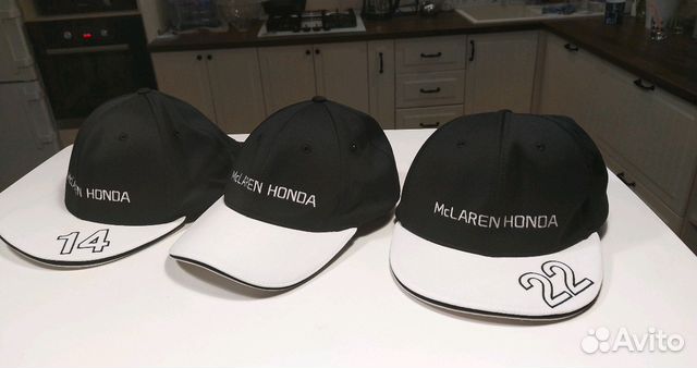 Фирменные бейсболки McLaren Honda