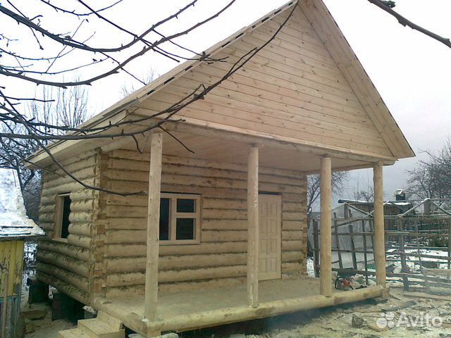 Сруб дома 4x5+2 пятистенок с выпуском террасы Сруб дома 4x5+2 пятистенок с выпуском террасы