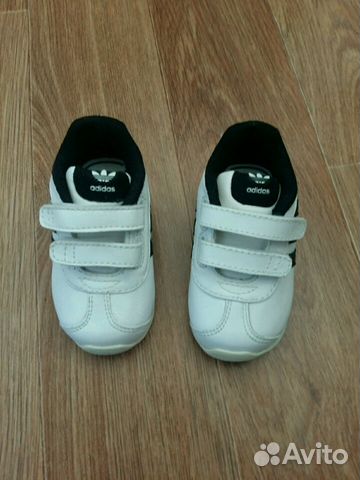 Кроссовки детские adidas новые