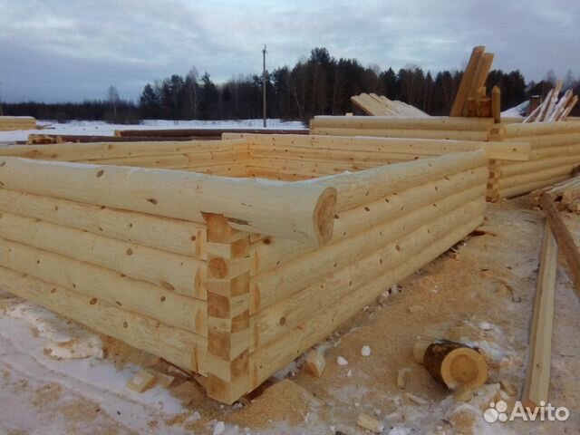 Сруб дома 6х7 м с мансардной крышей Сруб дома 6х7 м с мансардной крышей