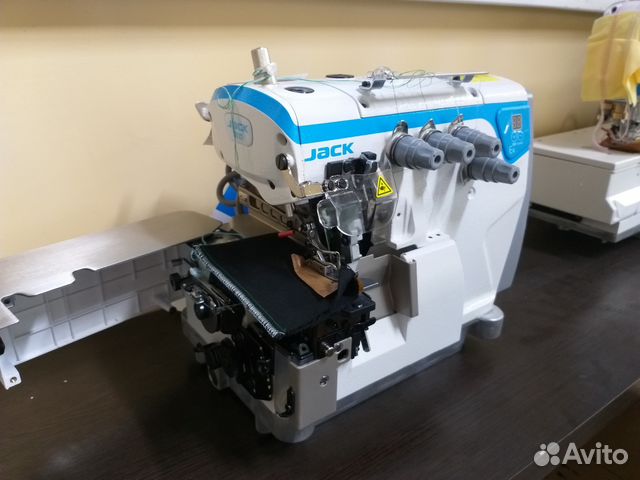 Оверлок Jack JK-E4-5-03/333 (3,2 мм)