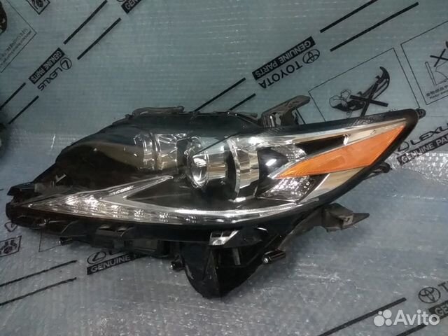 Фара левая лексус Es350 es200 15-18год
