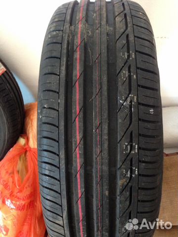 Bridgestone 215/55R17 94V turanza T001