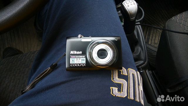 Nikon S 2550