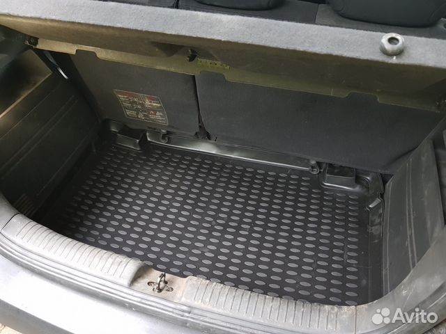 Коврик в багажник на Hyundai Getz Коврик в багажник на Hyundai Getz
