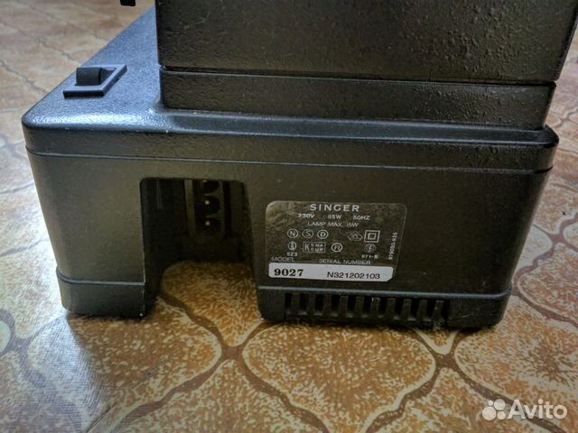Швейная машина Singer 9027 по запчастям Швейная машина Singer 9027 по запчастям