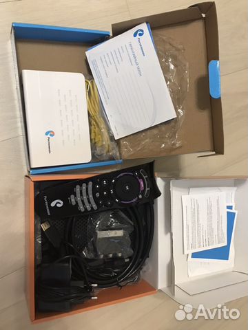 TV приставка, WiFi роутер, пульт TV приставка, WiFi роутер, пульт