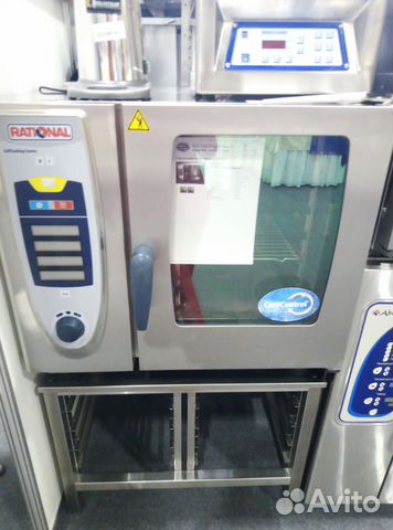 Пароконвектомат Rational SCC61 Б/У Пароконвектомат Rational SCC61 Б/У