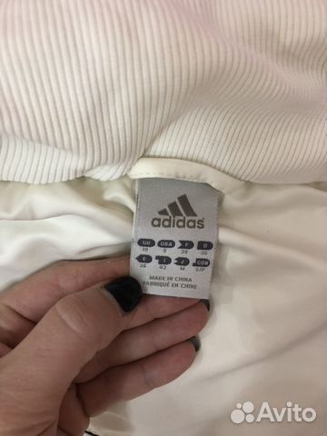 Пуховик adidas демисезонный Пуховик adidas демисезонный