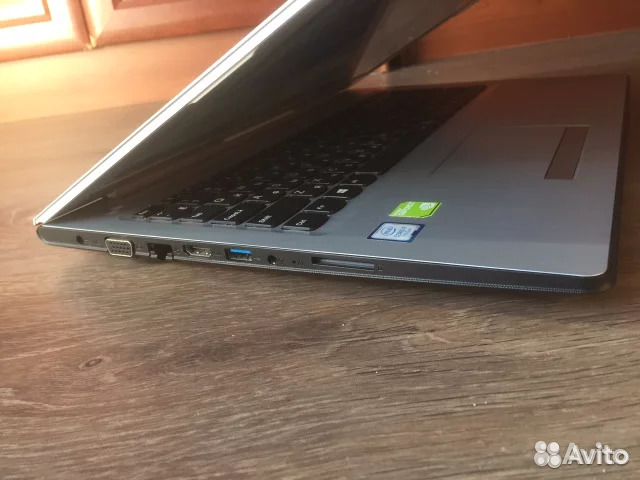 Lenovo IdeaPad 310 Core i7 / 8 GB DDR4